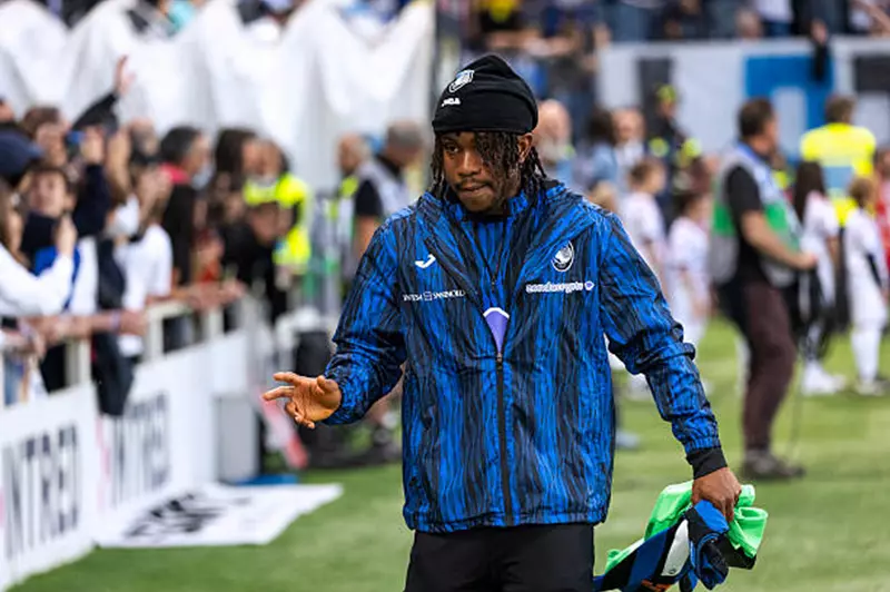 أديمولا لوكمان لاعب أتالانتا